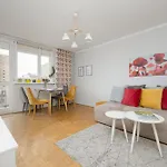 City Center Flowers Apartment Near Rondo Onz By Noclegi Renters