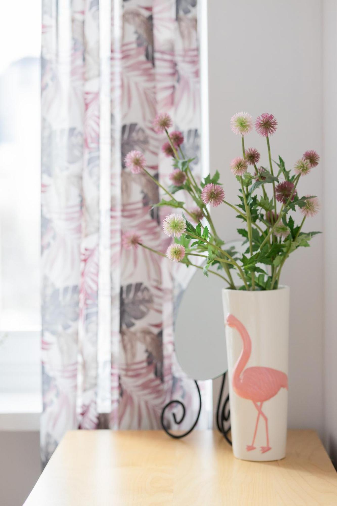 City Center Flowers Near Rondo Onz By Renters Warszawa