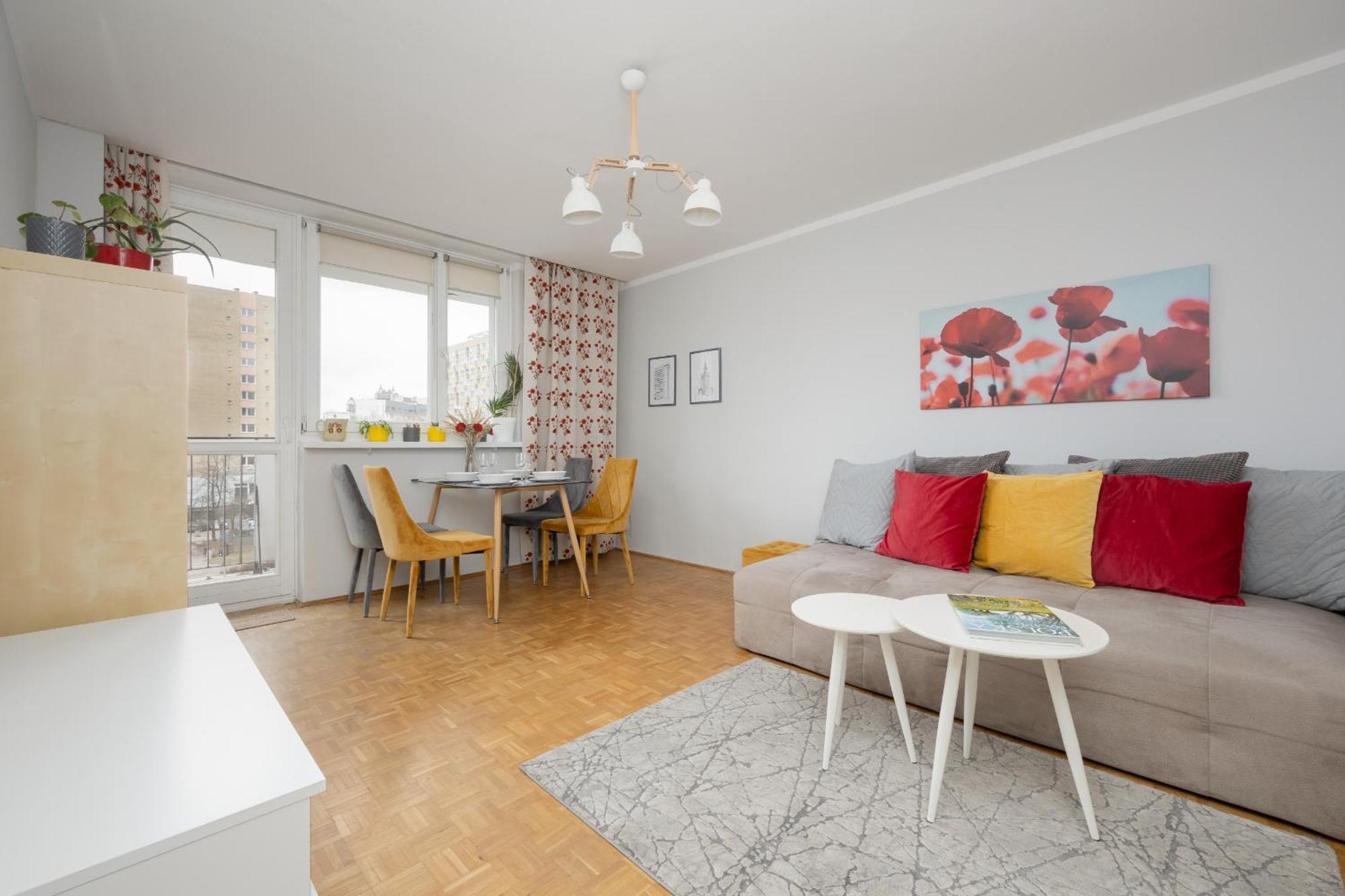 City Center Flowers Near Rondo Onz By Renters Apartament *