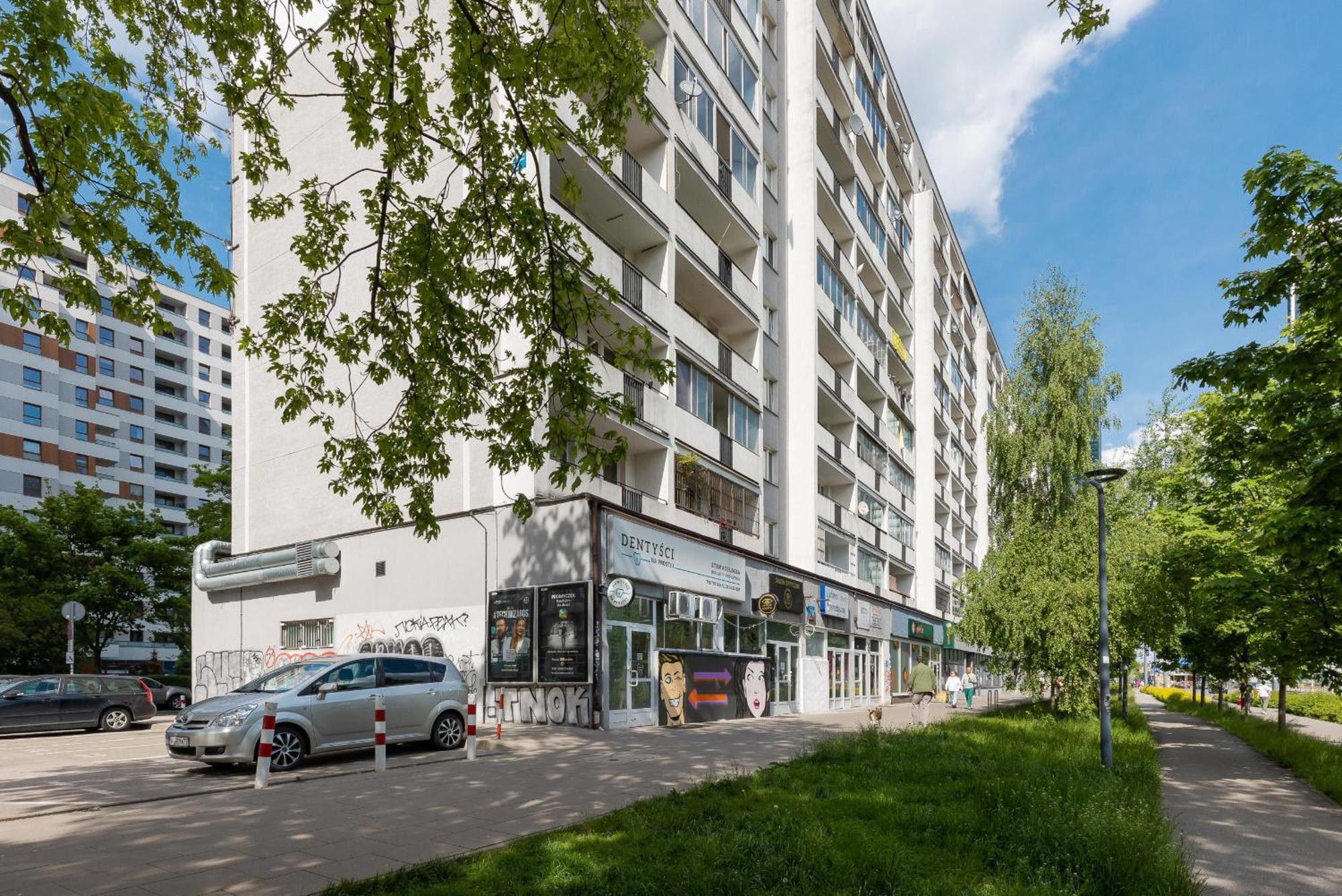 Apartament City Center Flowers Near Rondo Onz By Renters